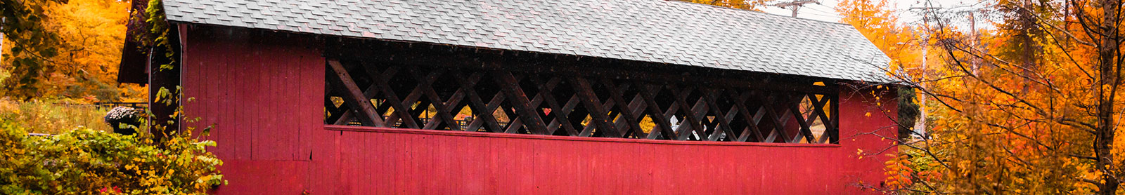 Red bridge in Vermont