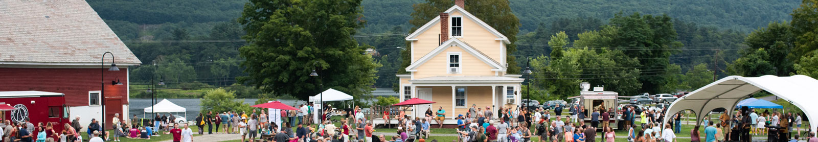 Food Truck Roundup at Retreat Farm in Brattleboro, Vermont